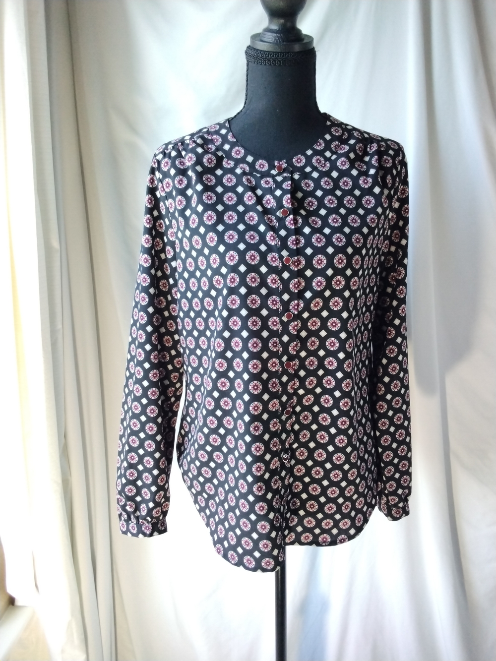 212 Collection Black Geometric Print Long Sleeve Blouse